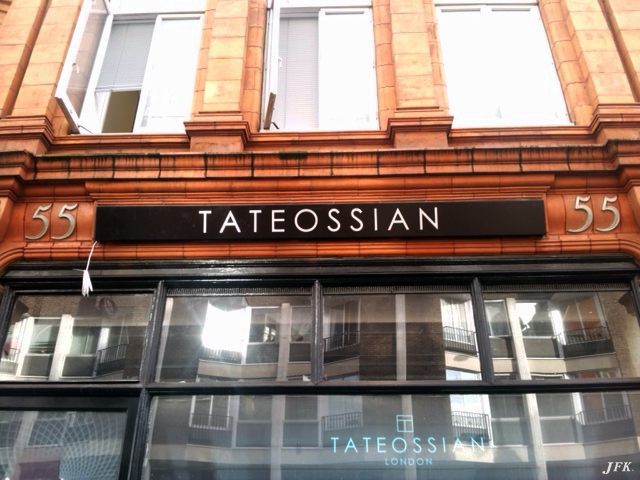 Illuminated Signs for Tateossian