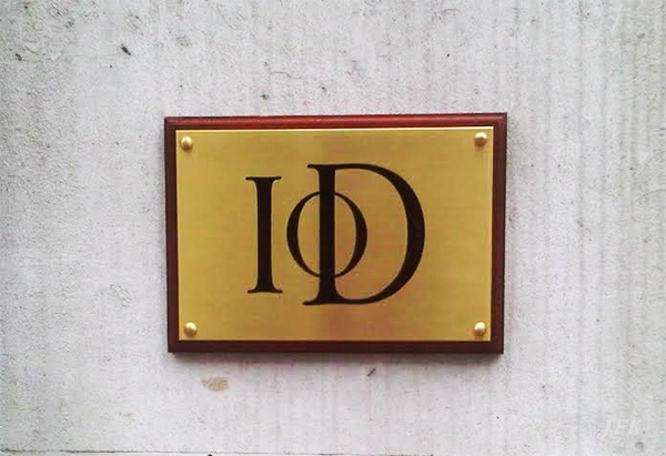 Brass Plaque for Iod Pall Mall