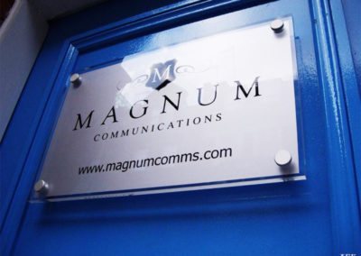 Plaques for Magnum Communications